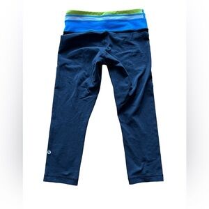 Lululemon Reversible Women’s Leggings Size 4 EUC